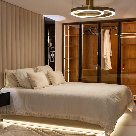 Appartamento Ecrin Secret, Duplex Prestige, Proche Corniche & Medina, Piscine, Parking, Wifi, Iptv, Ac Tangeri Esterno foto