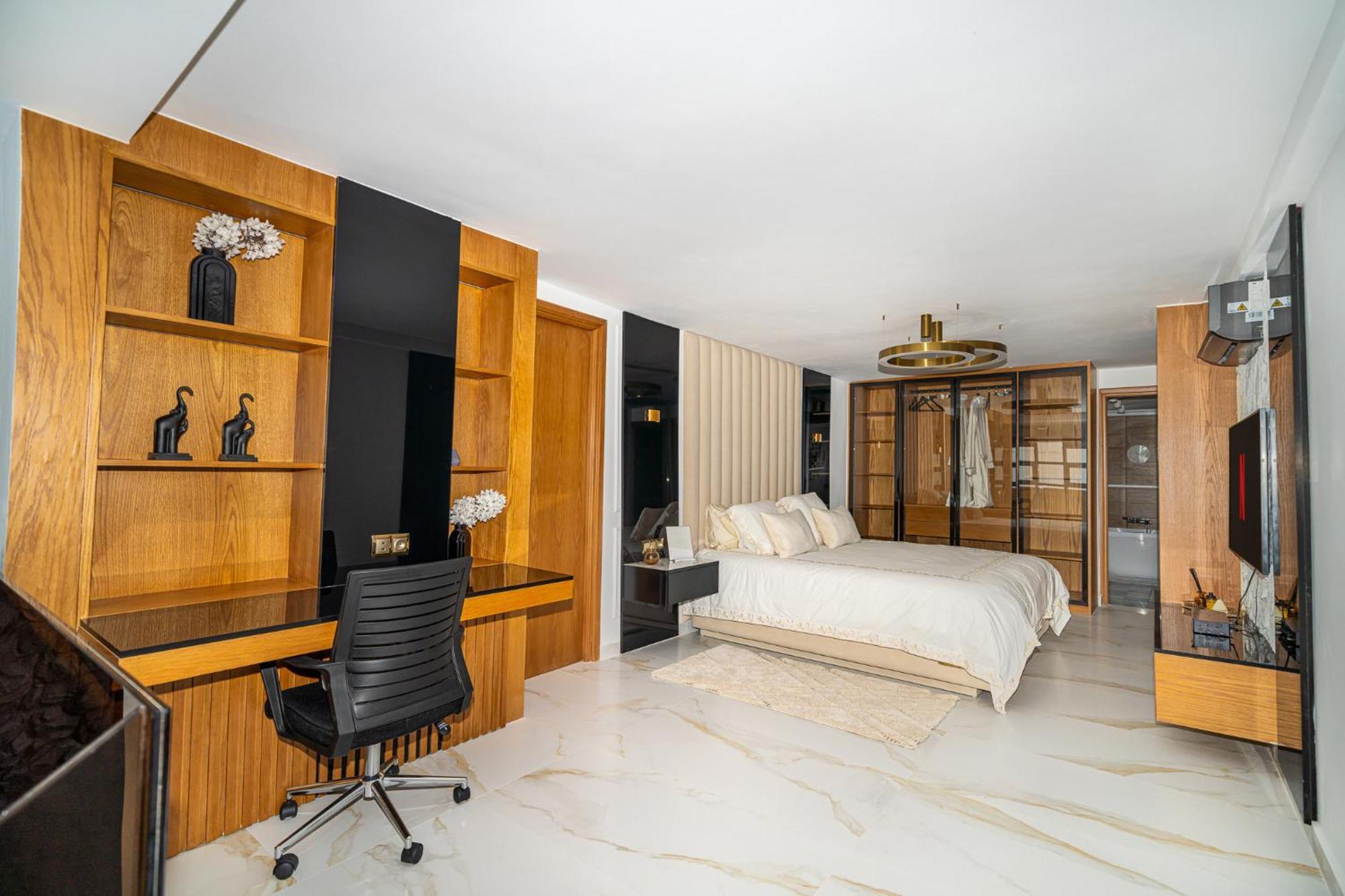 Appartamento Ecrin Secret, Duplex Prestige, Proche Corniche & Medina, Piscine, Parking, Wifi, Iptv, Ac Tangeri Esterno foto