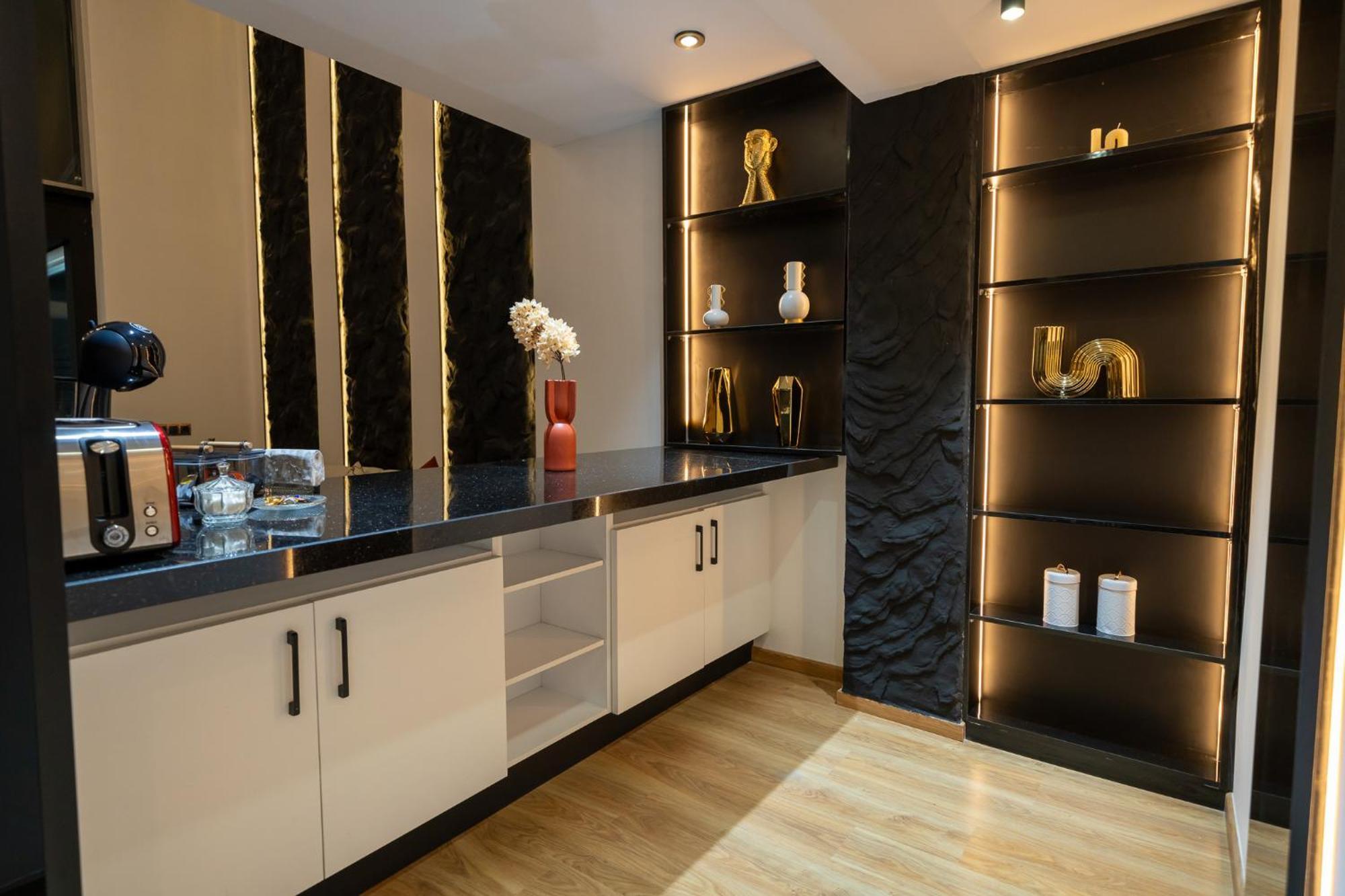 Appartamento Ecrin Secret, Duplex Prestige, Proche Corniche & Medina, Piscine, Parking, Wifi, Iptv, Ac Tangeri Esterno foto
