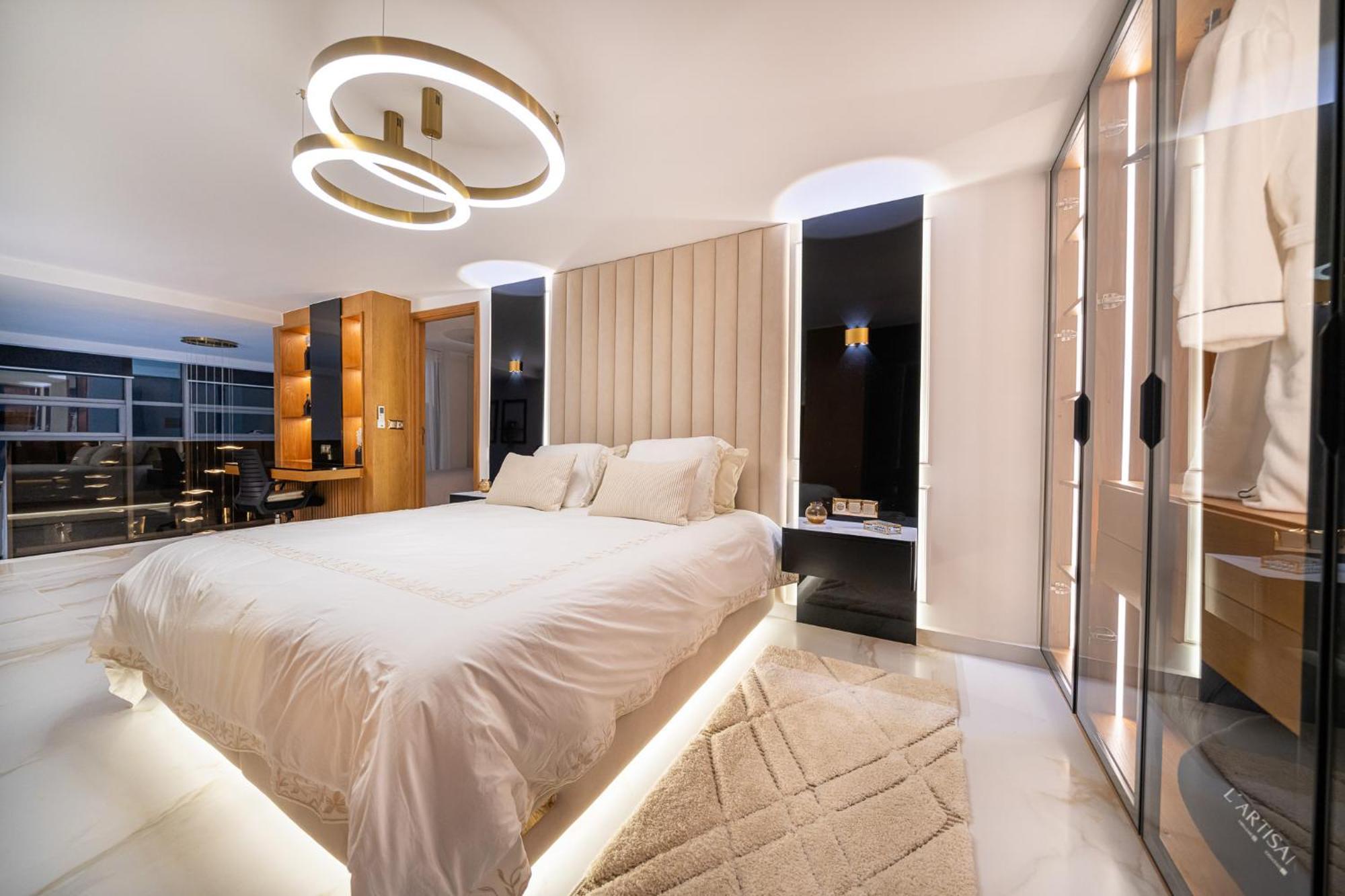 Appartamento Ecrin Secret, Duplex Prestige, Proche Corniche & Medina, Piscine, Parking, Wifi, Iptv, Ac Tangeri Esterno foto